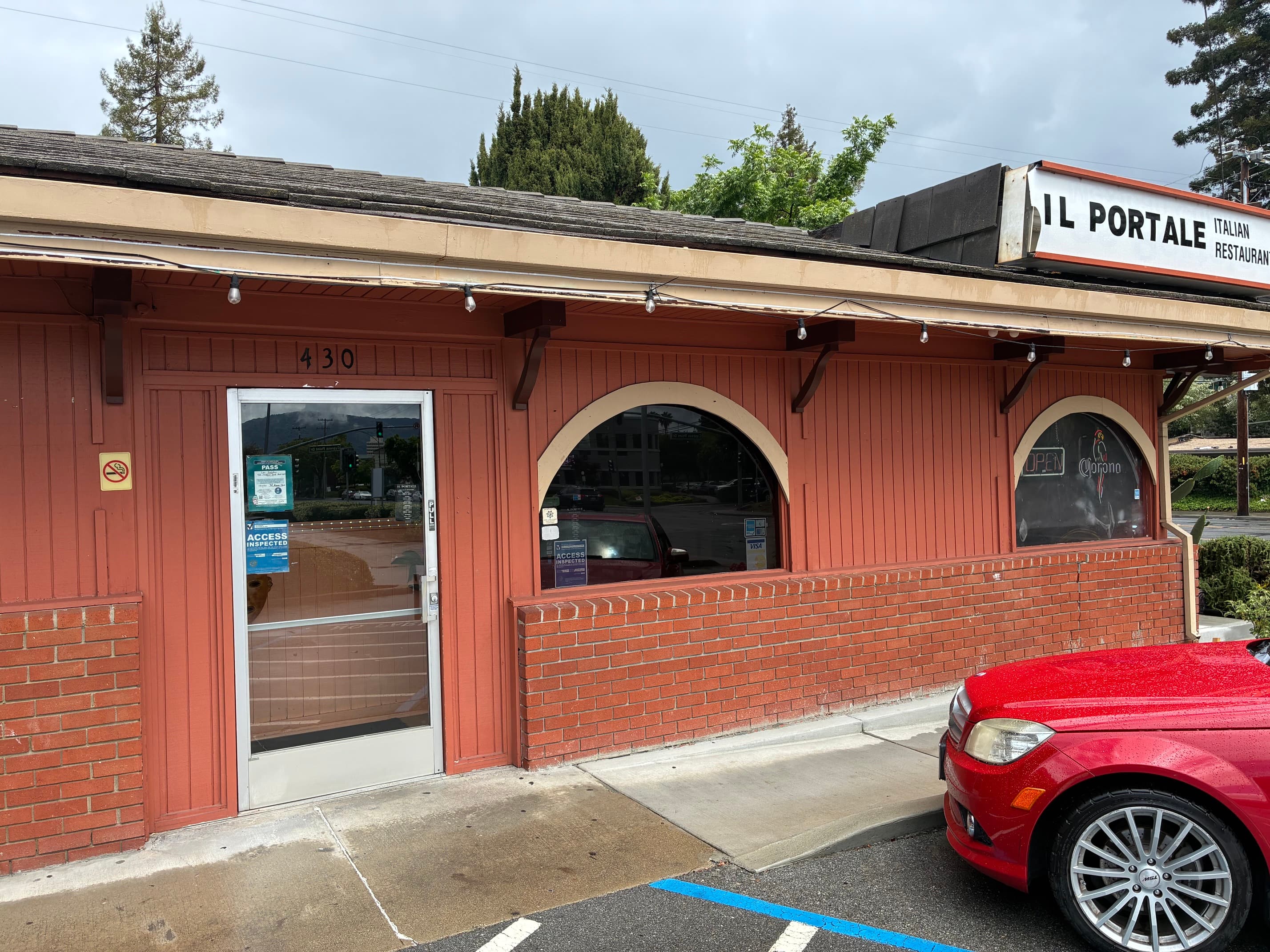 Il Portale Address: storefront